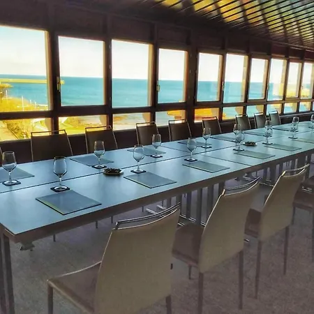 Rocas Playa Hotel Castro Urdiales