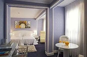 Rocas Playa Hotel 4*