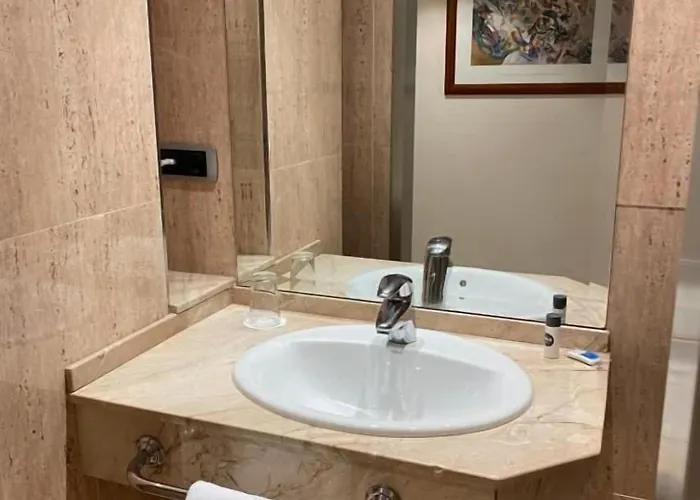 Rocas Playa Hotel 4*