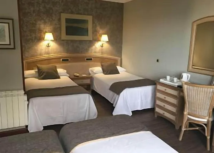 Rocas Playa Hotel Castro Urdiales